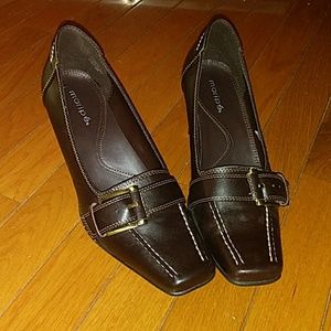 Maripe Brown Pumps
